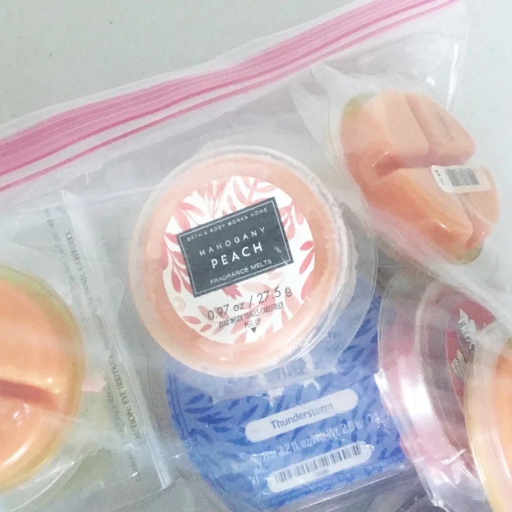 Bath and Body Works Blue Wax Melt Warmer NEW With Wax Melts